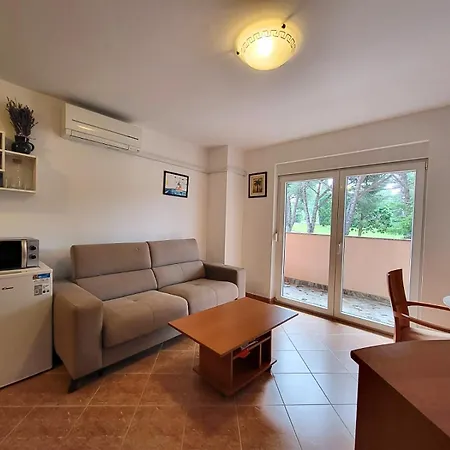 Apartment Sana Medulin Exterior photo